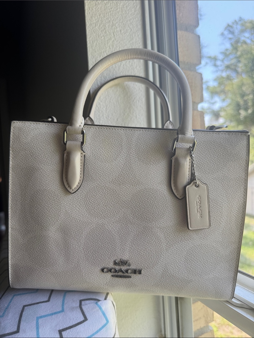 Coach small Maggie tote/crossbody